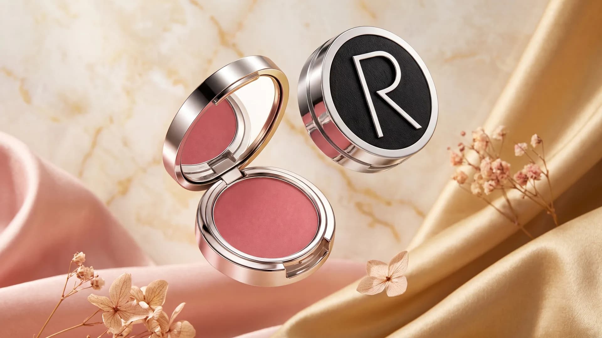 Rodial Cream Blush؛ رژگونه کرمی با جلوه‌ای طبیعی